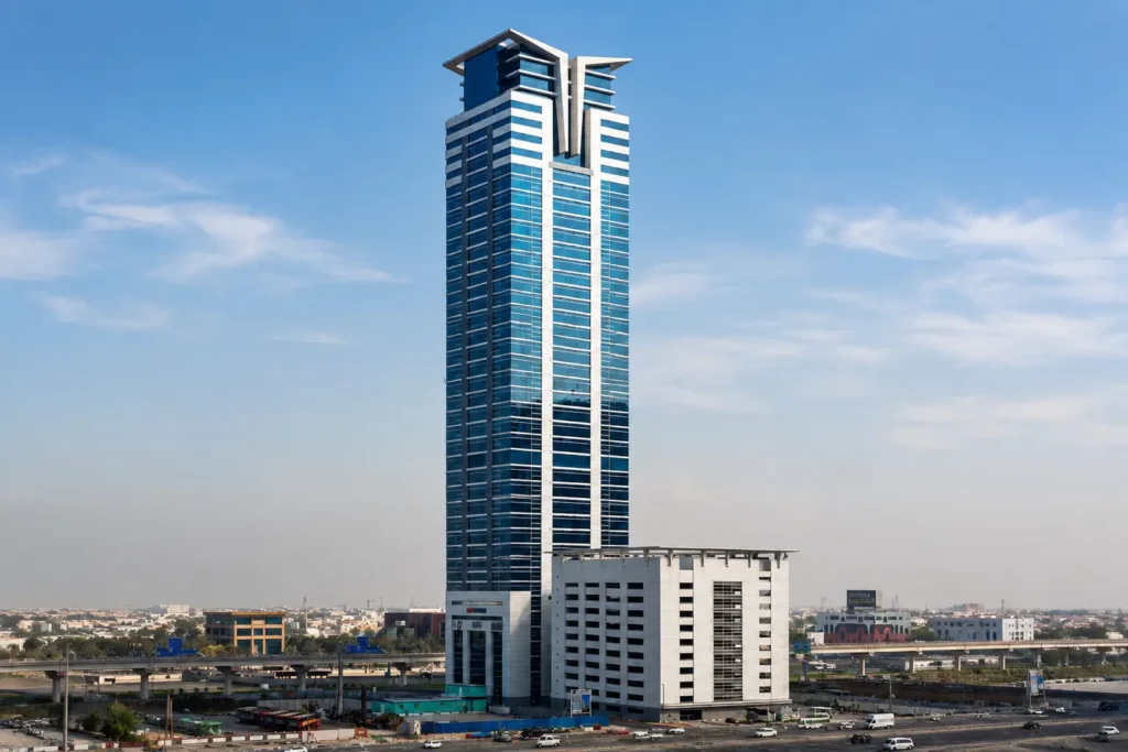 Single Business Tower Dubai